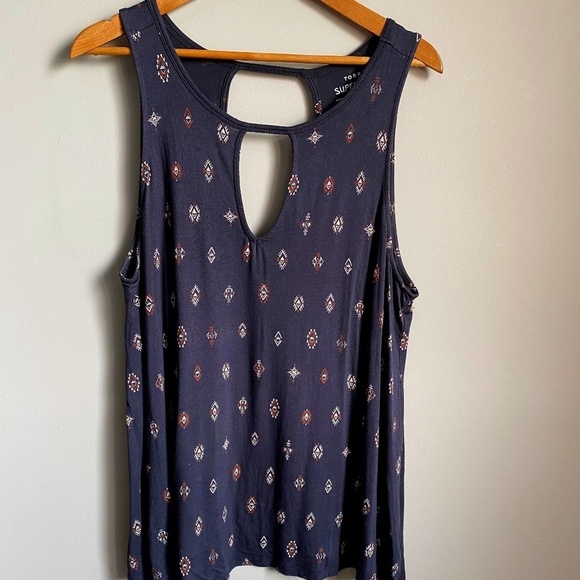 Torrid Super Soft‎ Knits Women's Gray Allover Print Tank Top Size 1X - Picture 1 of 9